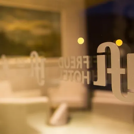 Hotel Freud 4*